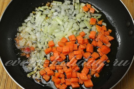 Pilaf cu mere și legume, o rețetă cu o fotografie pas cu pas