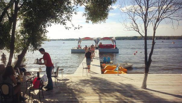 Beach zászlóshajója (Pirogovo) vakáció, az árak, áttekintésre, hogyan juthat