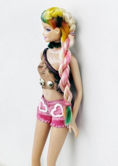 Stilul de păr pentru Barbie are o mulțime de variații