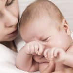 Foods okozó kólika a csecsemők szoptatás során (szoptatás) Foods okozó kólika a csecsemők a szoptatás alatt
