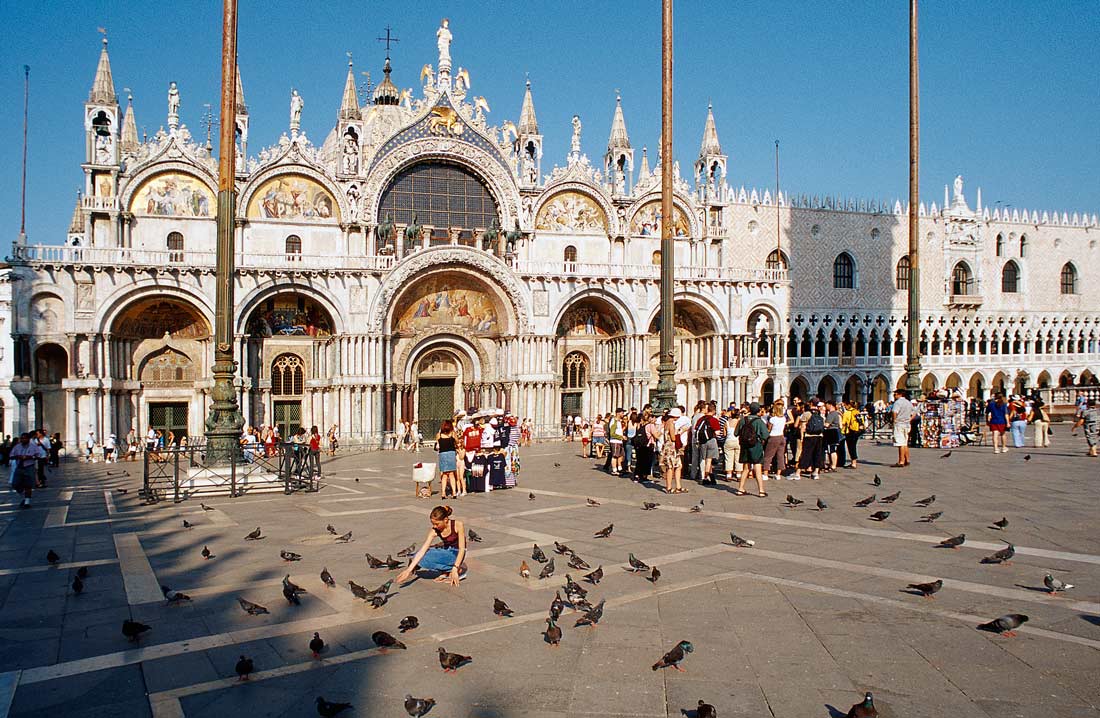 Cinci motive pentru a vizita Veneția