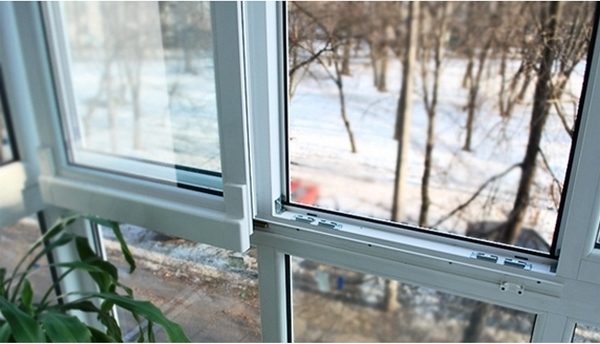 Beállítás műanyag ablakok téli-nyári 3 hibák okainak