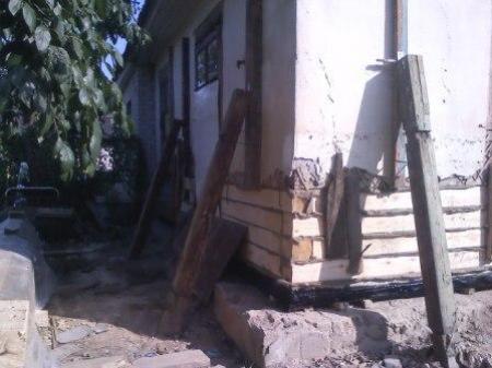 Reconstrucția unei case vechi din lemn