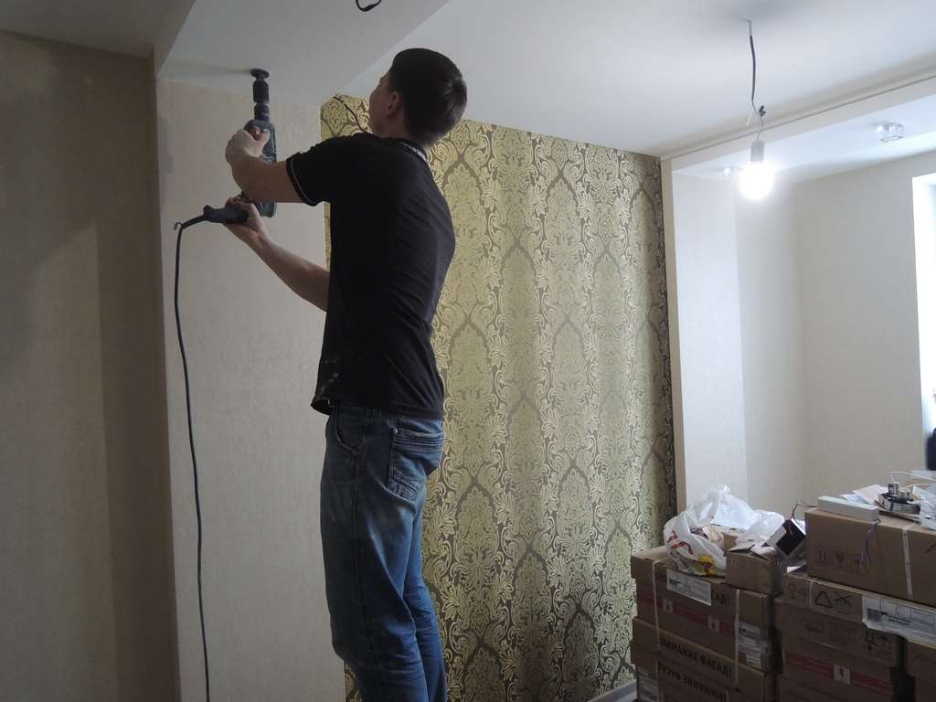Repararea camerei din apartament de la firma a-build
