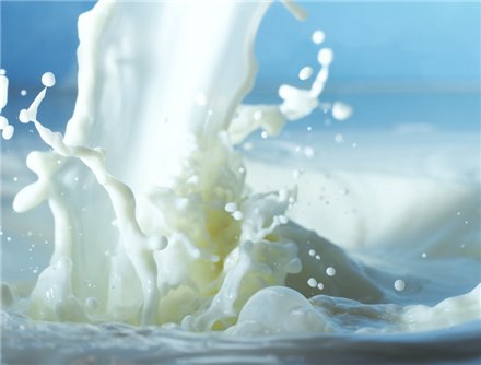 Lapte de lapte pentru fata - utilizare si reteta, felomena