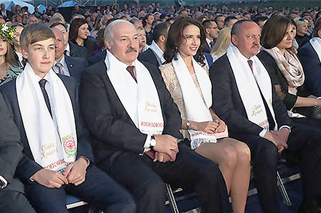 Smee a fost povestit despre un nou partener al lui Alexander Lukashenka, o bârfă