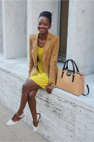 Soare galben cu ceea ce să poarte și cum să combine lucrurile de culoare galbenă - brandsearch - despre modă și stil în