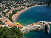 Sfaturi pentru a călători la Petrovac, un oraș din Muntenegru, globtour