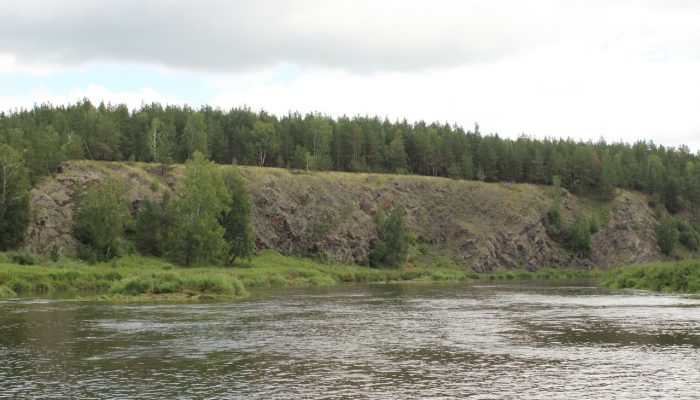 Rafting pe malul râului - Uralul nostru