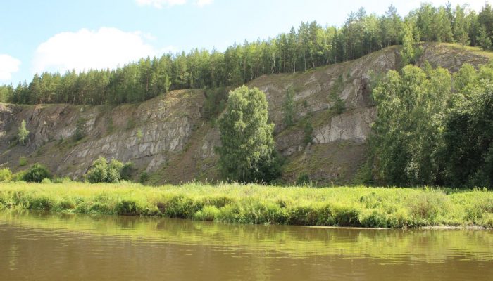 Rafting pe malul râului - Uralul nostru