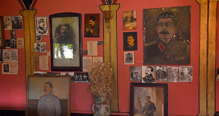 Сталін як сенс життя - саморобний музей вождя в грузії