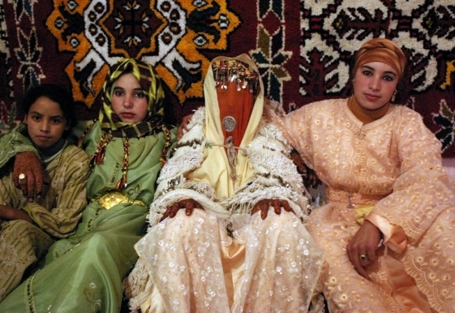 Costume tradiționale de mirese din întreaga lume