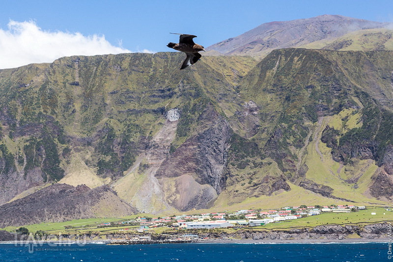 Tristan da Cunha este cea mai îndepărtată insulă locuită în lume