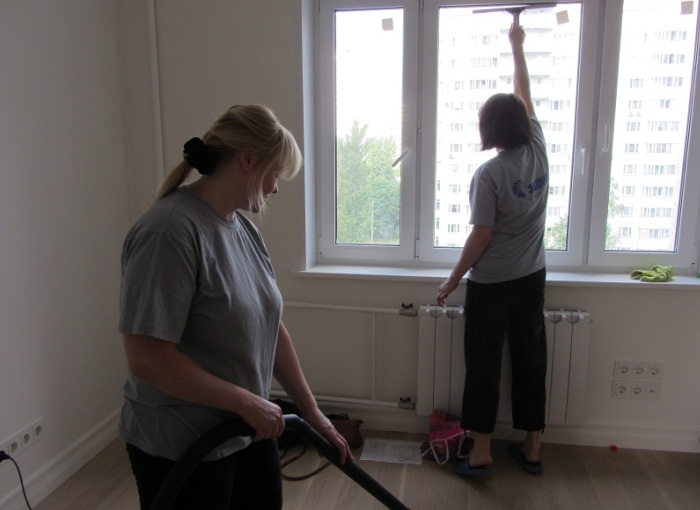 Curățarea apartamentului după reparații, scoate în evidență