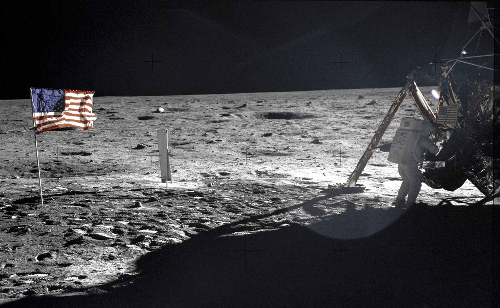 Помер легендарний американський астронавт Ніл армстронг - перша людина на Місяці