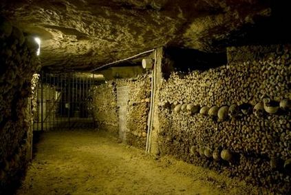 În adâncurile catacombelor pariziene - clădiri misterioase - știri
