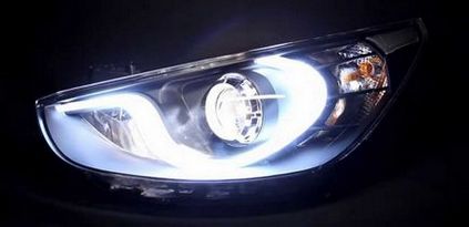 Kiválasztása és cseréje tompított lámpák és egyéb optikai autó Hyundai Solaris (csere) Kiválasztása és cseréje tompított lámpák és egyéb optika hyundai solaris autó