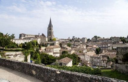 Borkészítés Bordeaux (Bordeaux), Franciaország - a vörös és fehérbor