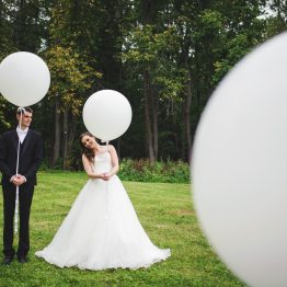 Timp pentru fericirea nuntii lui Andrew si Mary - mireasa