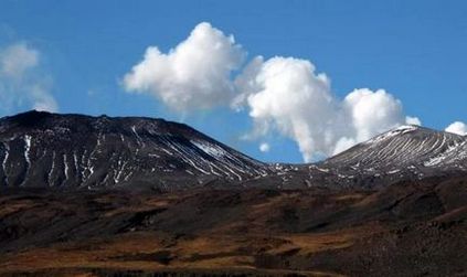 Vulcanul a ars fotografii, coordonate