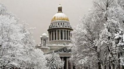 De ce să mergeți la Petersburg iarna