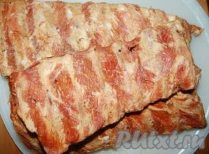 Varză prăjită cu carne tocată - pregătiți pas cu pas din fotografie
