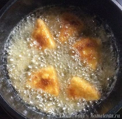 Fried brânză camembert, rețetă cu o fotografie