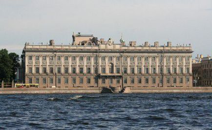 Antonio Rinaldi - sétál Petersburg