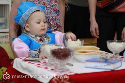 Асянді, перший день народження)))