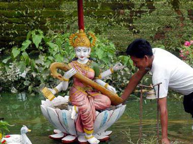 Istennő Saraswati mantra, Yantra és a tudás a hindu istennő