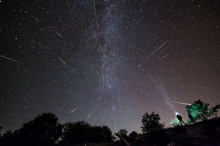 Marele univers este ca și cum ai urmări dușul de meteoriți Perseid în august 2016