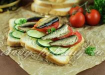 Sandvișuri pentru rețete simple și delicioase pentru ziua de naștere cu fotografie