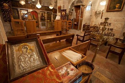 Servicii bisericești în bisericile și mănăstirile Ierusalimului ortodox
