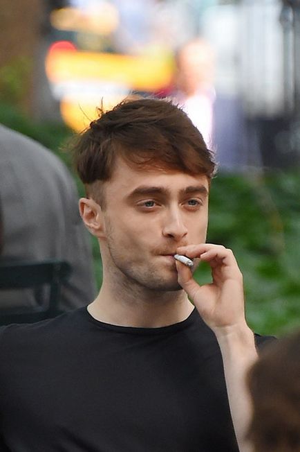 Daniel Radcliffe câini de mers pe jos