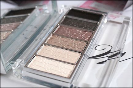 Dior eye reviver illuminating neutrals eye palette у відтінку 001