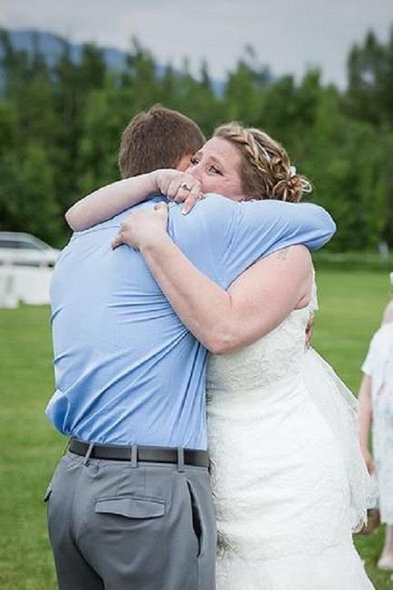 Ця 40-річна наречена залишила місце для покійного сина