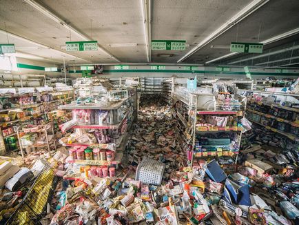 Fotograful și-a făcut drumul în orașul-fantomă radioactivă din Fukushima