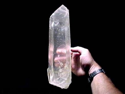 Istoria cristalului de rocă în forma sa și pentru ceea ce este folosit