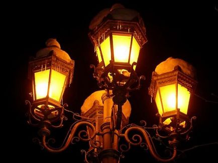 Історія вуличних ліхтарів, історія речей