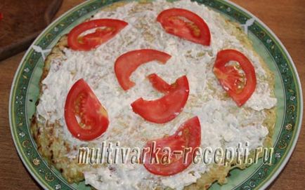 Кабачковий торт з сиром і помідорами