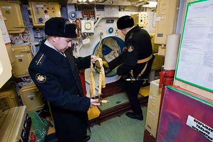 Як називається водій підводного човна підводний човен інженерних військ