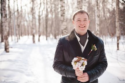 Hogyan kell viselni a boutonniere, esküvő iroda szerencsés élet (szerencsés) Hogyan kell viselni a boutonniere, esküvő hivatal szerencsés élet