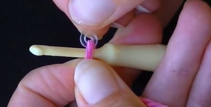 Cum să țeseți o brățară din benzile elastice de pe furcă - o diagramă, ❤lessdraw -
