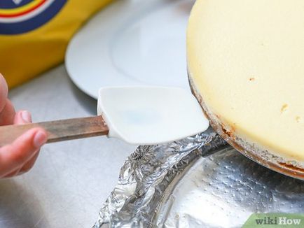 Cum să scoateți cheesecake dintr-un vas de copt