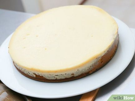 Cum să scoateți cheesecake dintr-un vas de copt