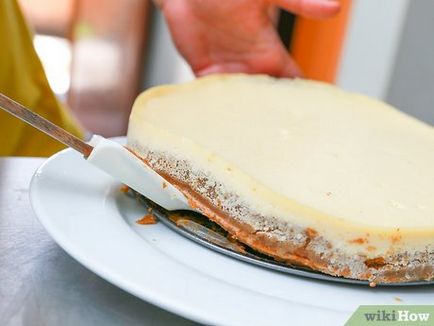 Cum să scoateți cheesecake dintr-un vas de copt