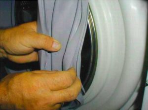 Cum să sigilați mânerul manșetei în mașina de spălat cu mâinile tale