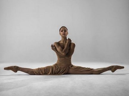 Klasszikus balett spicc felnőtteknek - Ballet School Kijevben, a legmagasabb koreográfiai iskola