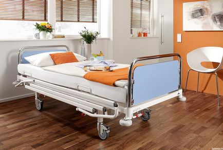 Ліжка для лежачих хворих в домашніх умовах функціональна, з функцією перевертання, ціна