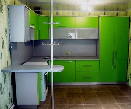 Fácánleves, annak érdekében, szekrény toló Bobruisk bútorok a konyhában a részletfizetést vállalattól dzhiel